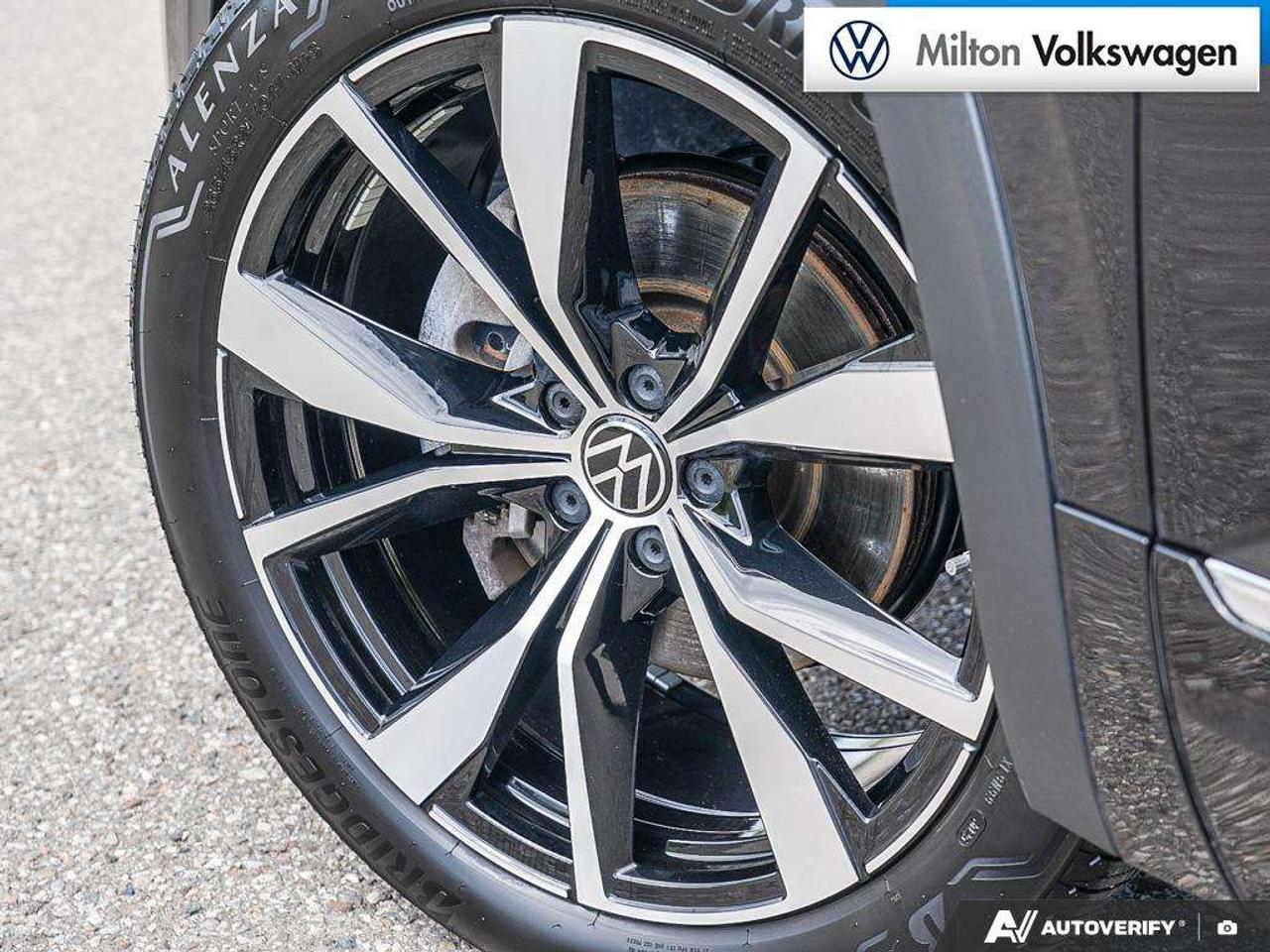 2026 Volkswagen Atlas Execline 4Motion Photo
