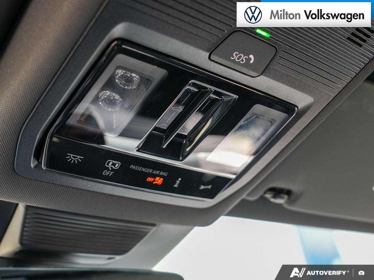 2026 Volkswagen Tiguan Comfortline R-Line Black Edition 4MOTION Photo