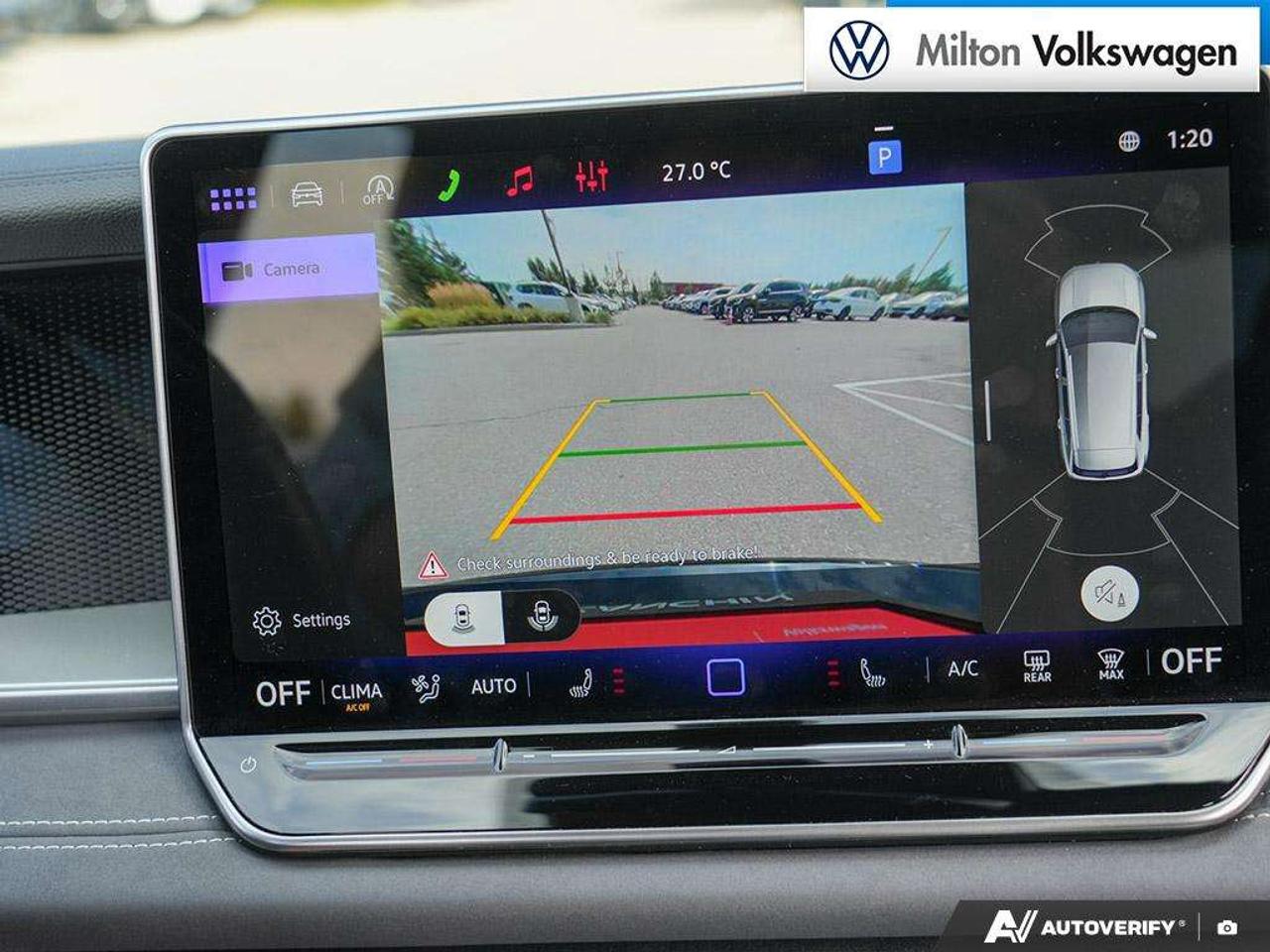 2026 Volkswagen Tiguan Comfortline R-Line Black Edition 4MOTION Photo