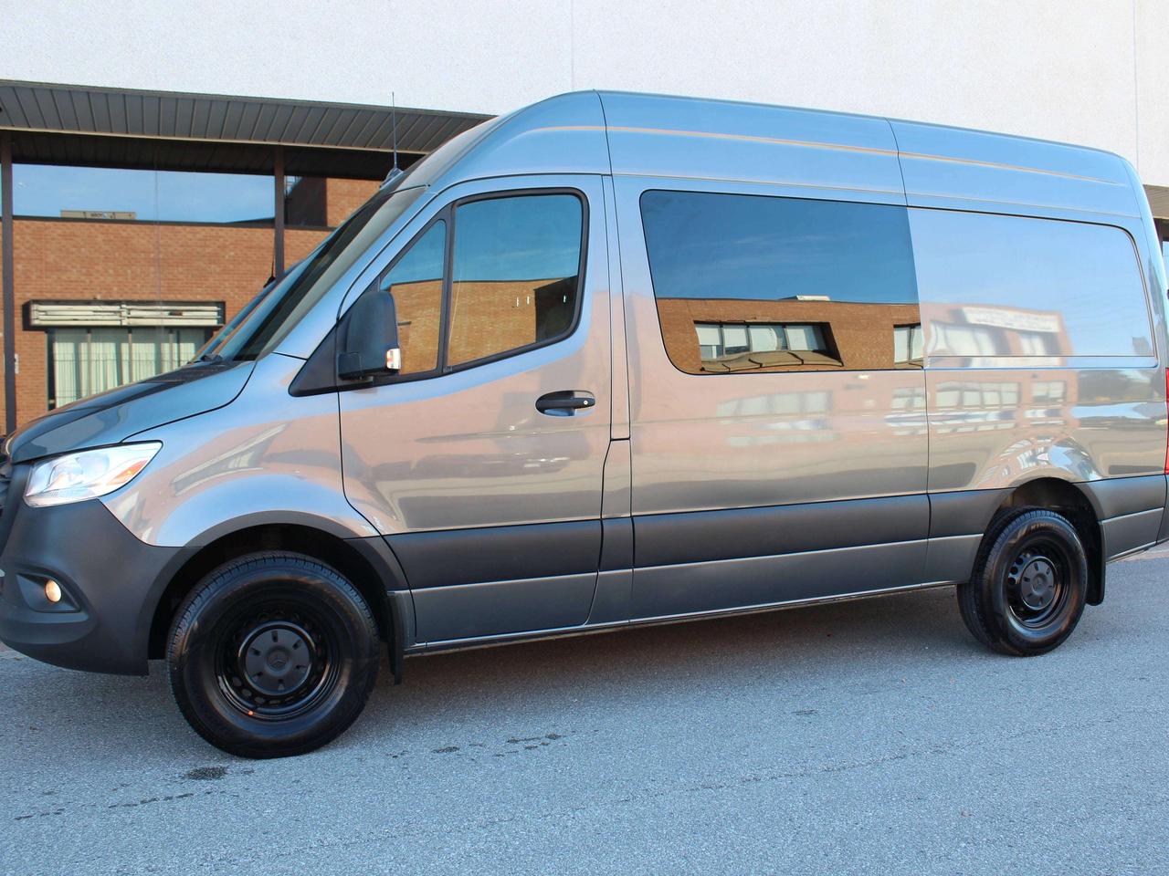 2019 Mercedes-Benz Sprinter 2500 CREW VAN" - "5 PASS" - "LEATHER" - "3.0L DIESEL Photo