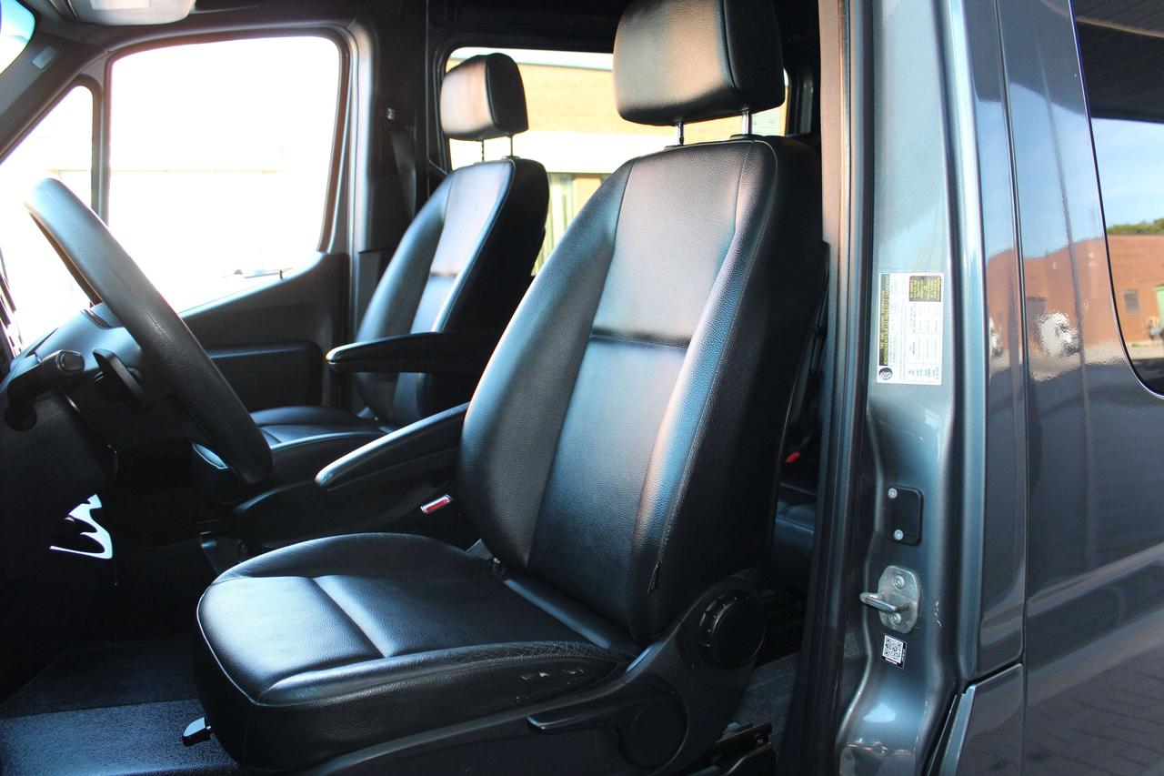 2019 Mercedes-Benz Sprinter 2500 CREW VAN" - "5 PASS" - "LEATHER" - "3.0L DIESEL Photo