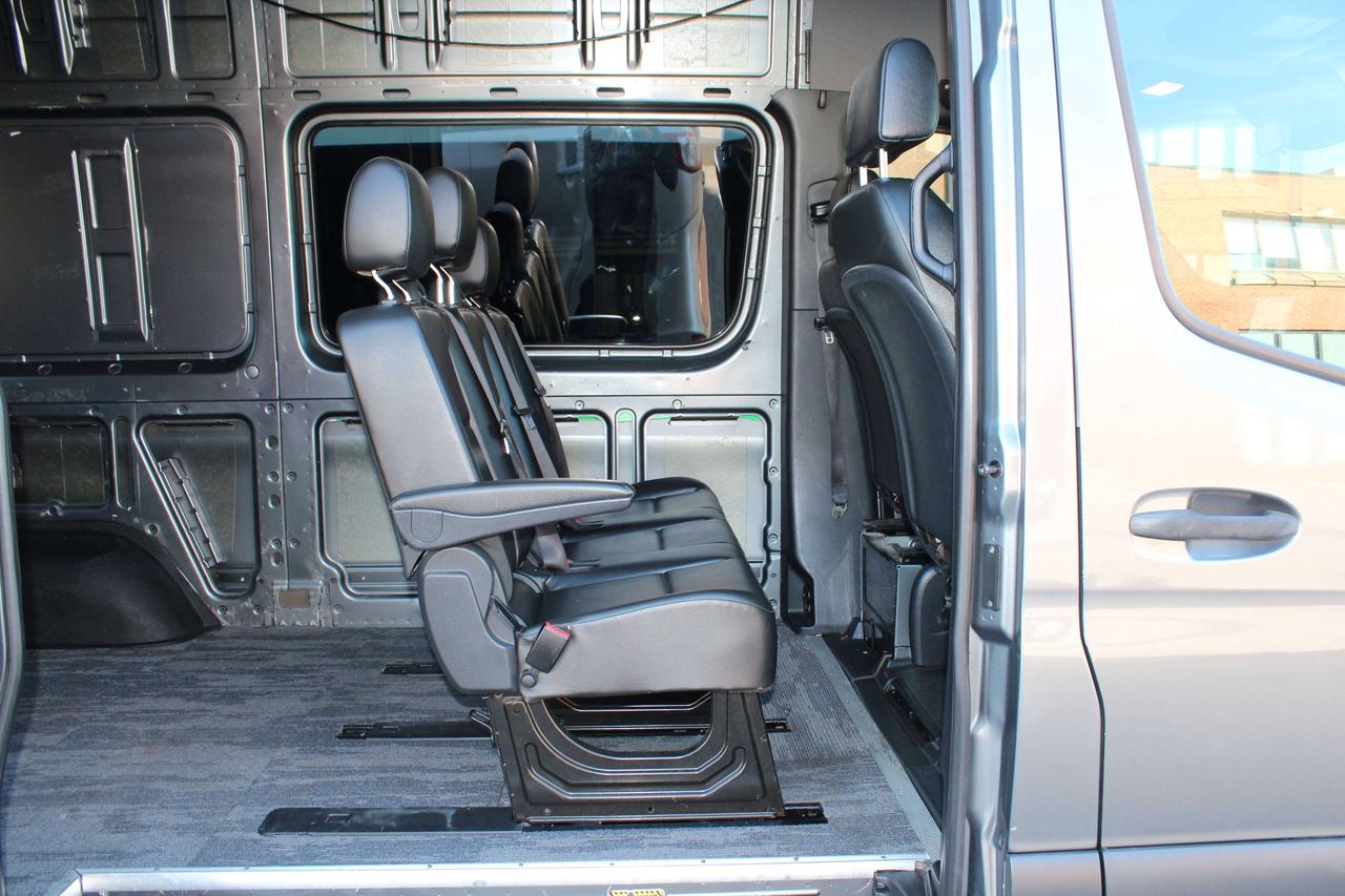 2019 Mercedes-Benz Sprinter 2500 CREW VAN" - "5 PASS" - "LEATHER" - "3.0L DIESEL Photo