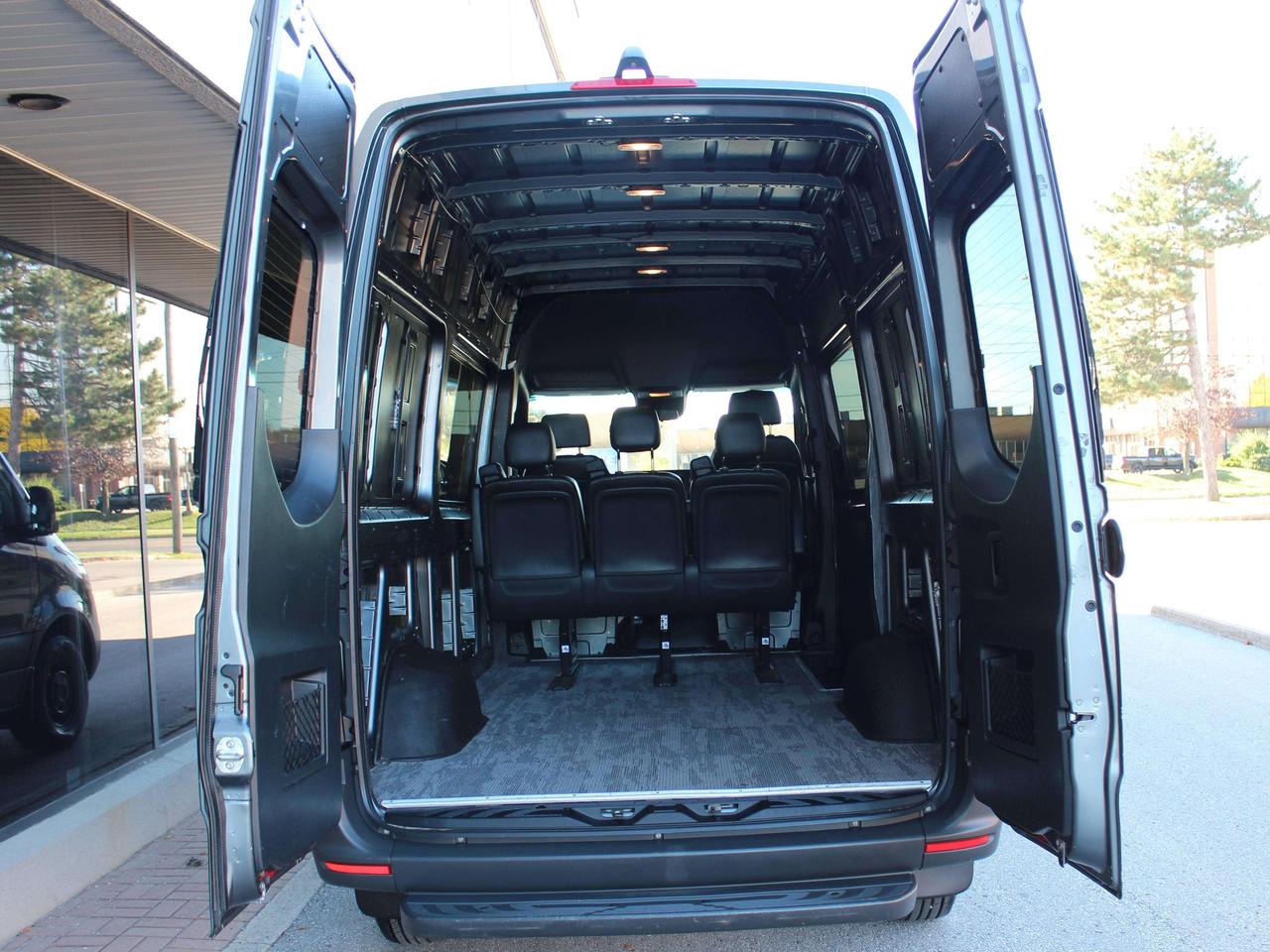 2019 Mercedes-Benz Sprinter 2500 CREW VAN" - "5 PASS" - "LEATHER" - "3.0L DIESEL Photo