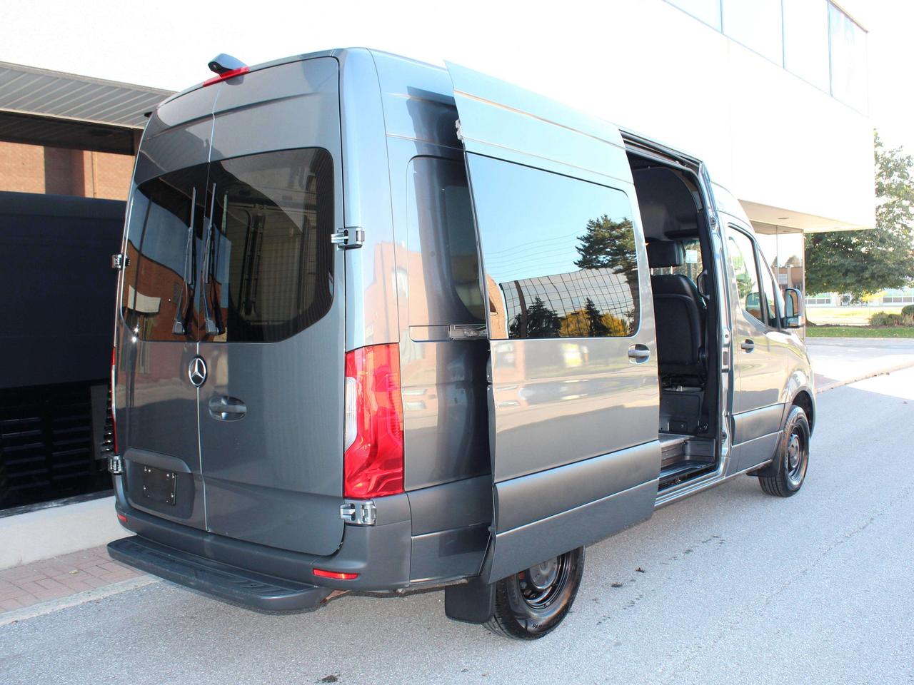 2019 Mercedes-Benz Sprinter 2500 CREW VAN" - "5 PASS" - "LEATHER" - "3.0L DIESEL Photo