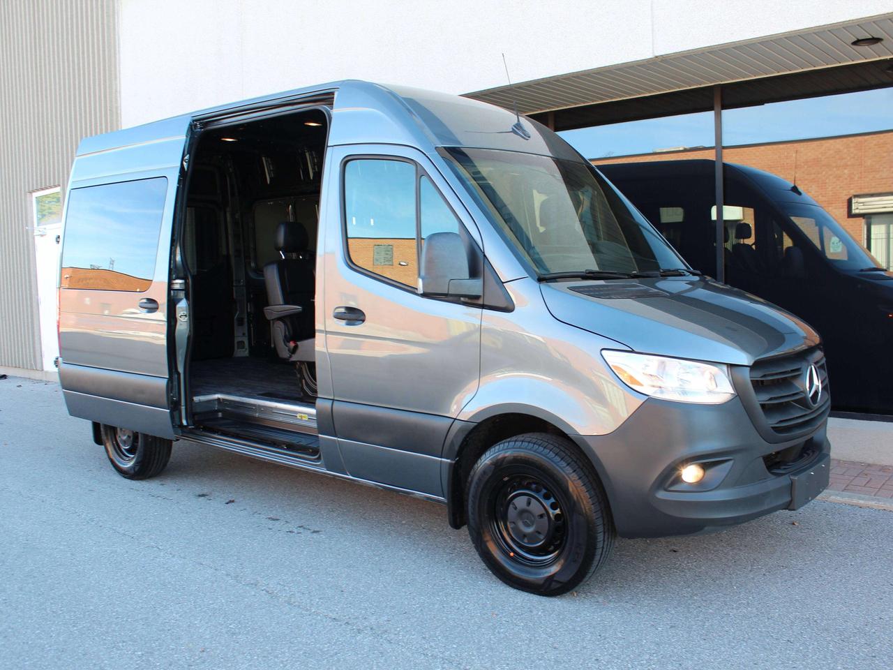 2019 Mercedes-Benz Sprinter 2500 CREW VAN" - "5 PASS" - "LEATHER" - "3.0L DIESEL Photo