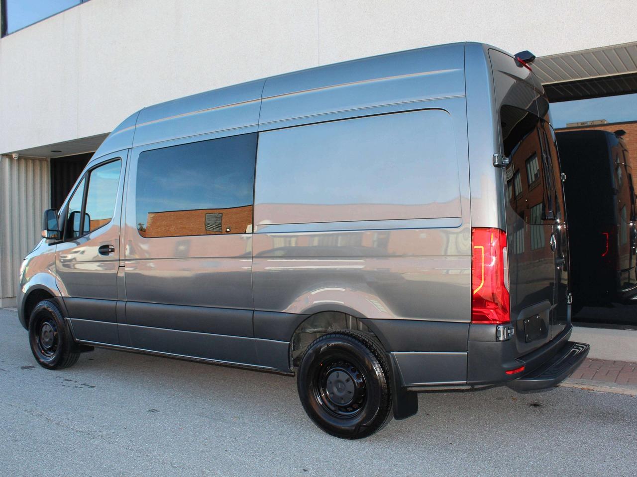 2019 Mercedes-Benz Sprinter 2500 CREW VAN" - "5 PASS" - "LEATHER" - "3.0L DIESEL Photo