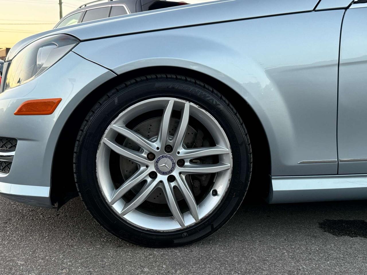 2014 Mercedes-Benz C-Class C 300 4MATIC  ACCIDENT FREE NEW TIRES&BRAKES MINT Photo