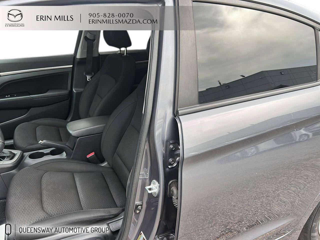 2020 Hyundai Elantra Preferred Photo