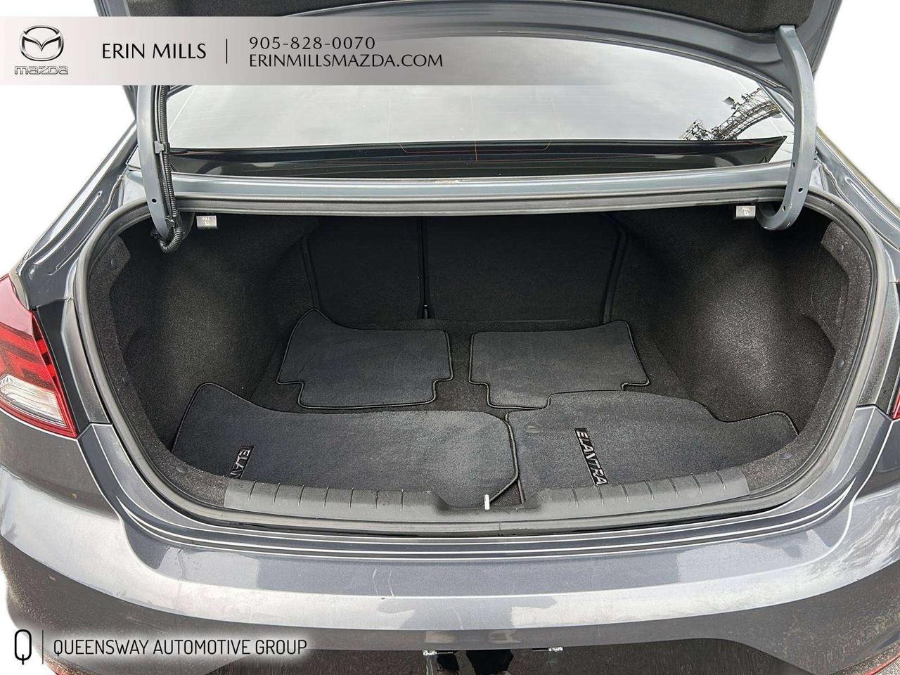2020 Hyundai Elantra Preferred Photo