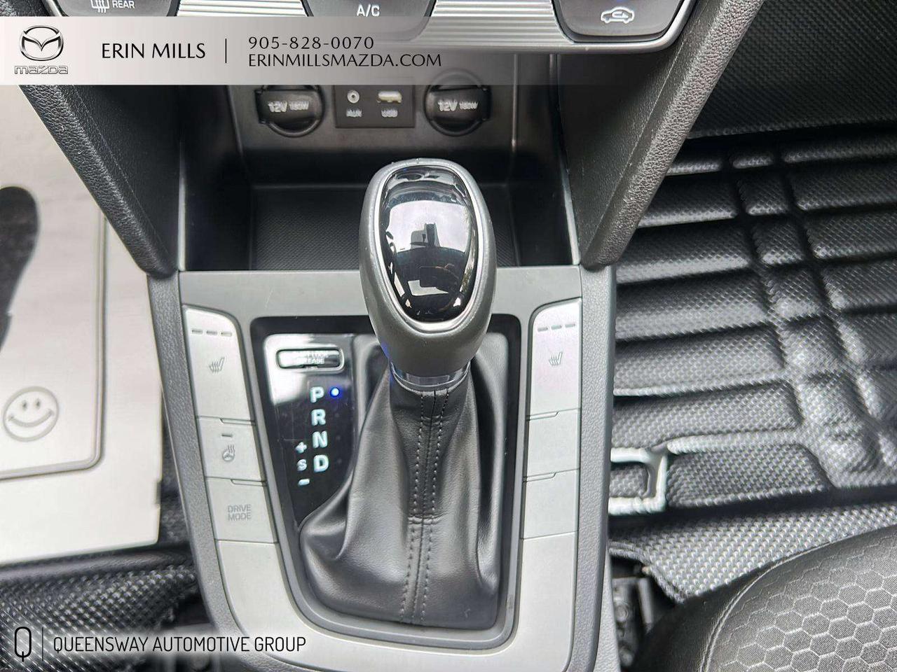 2020 Hyundai Elantra Preferred Photo