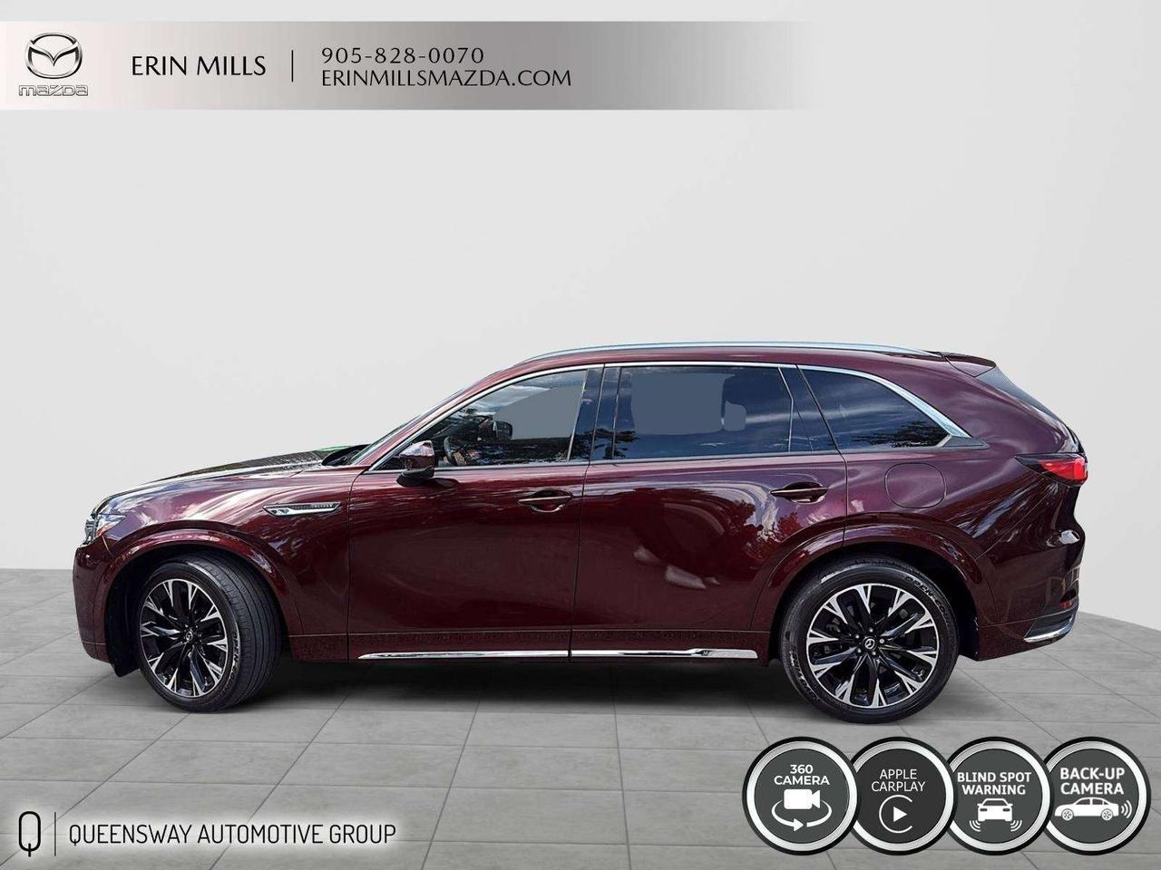 2024 Mazda CX-90 MHEV Signature CLEAN CARFAX Photo4