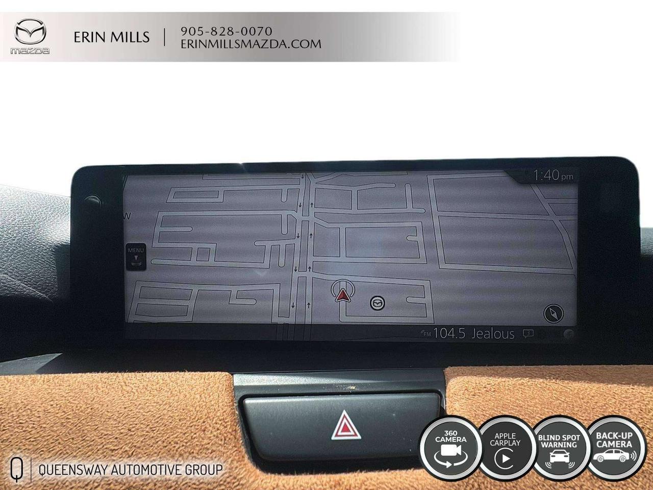 2024 Mazda CX-90 MHEV Signature CLEAN CARFAX Photo
