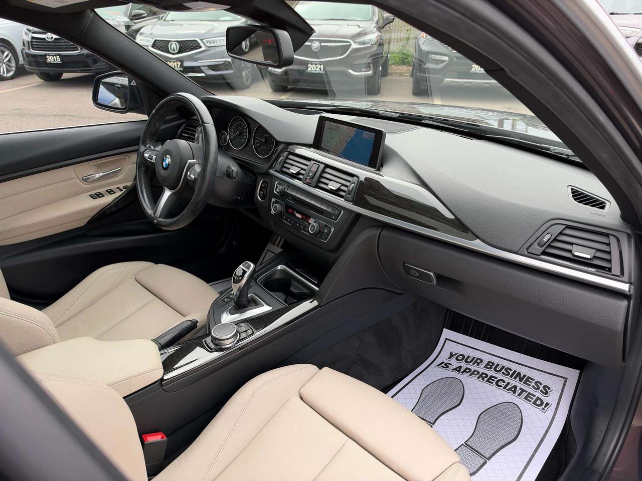 2015 BMW 3 Series 335i xDrive AWD M-Sport  ACCIDENT FREE 1-OWNER MINT Photo