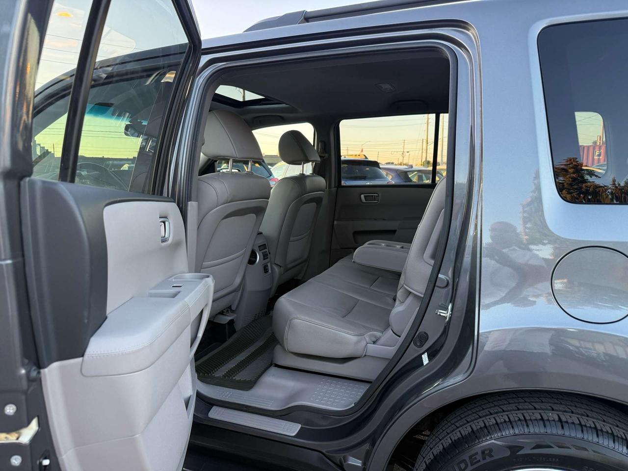 2012 Honda Pilot 4WD EX-L  ACCIDENT FREE 1-OWNER CERTIFIED Photo