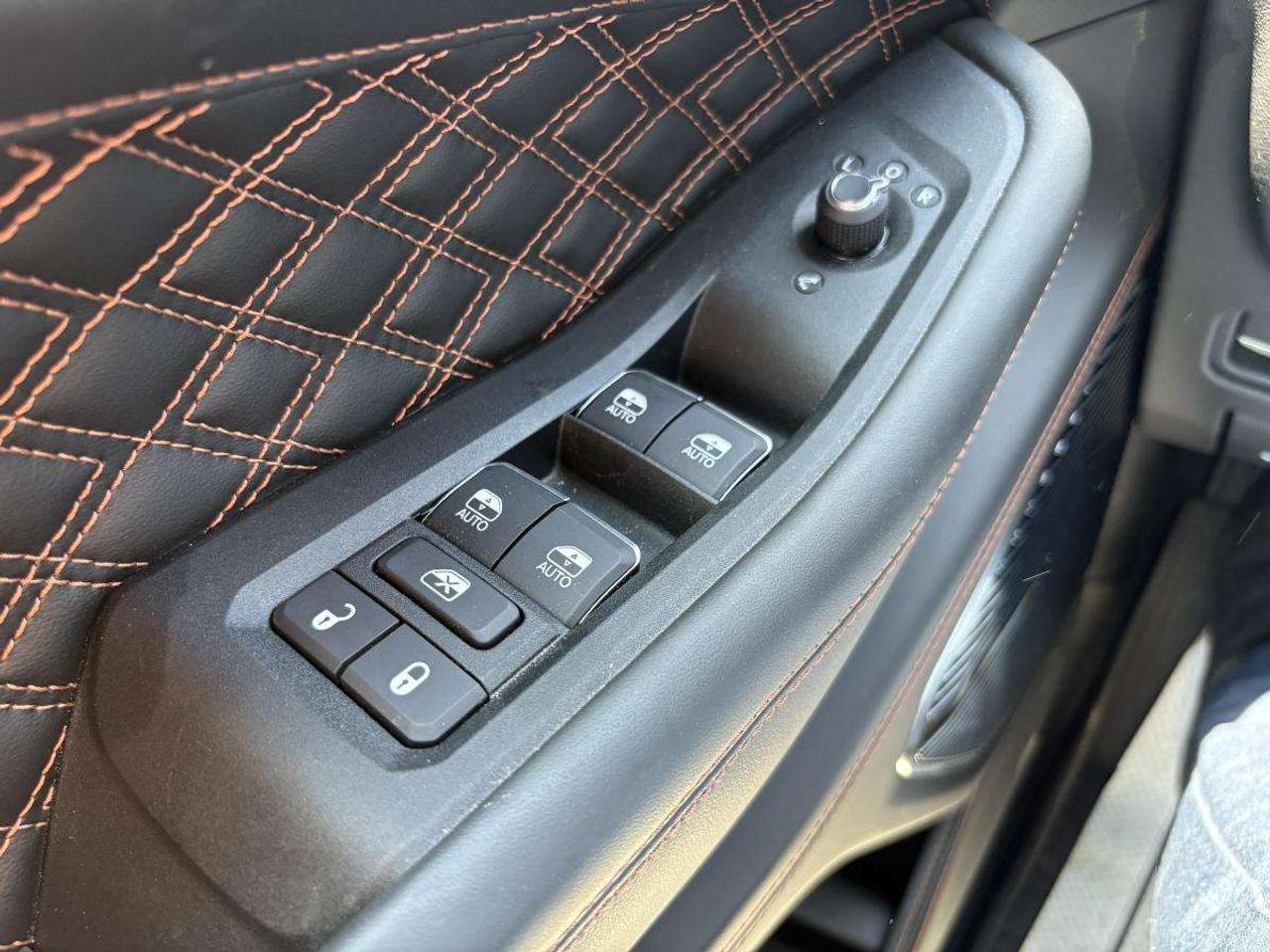 2025 Jeep Grand Cherokee Summit Reserve 4x4 Photo