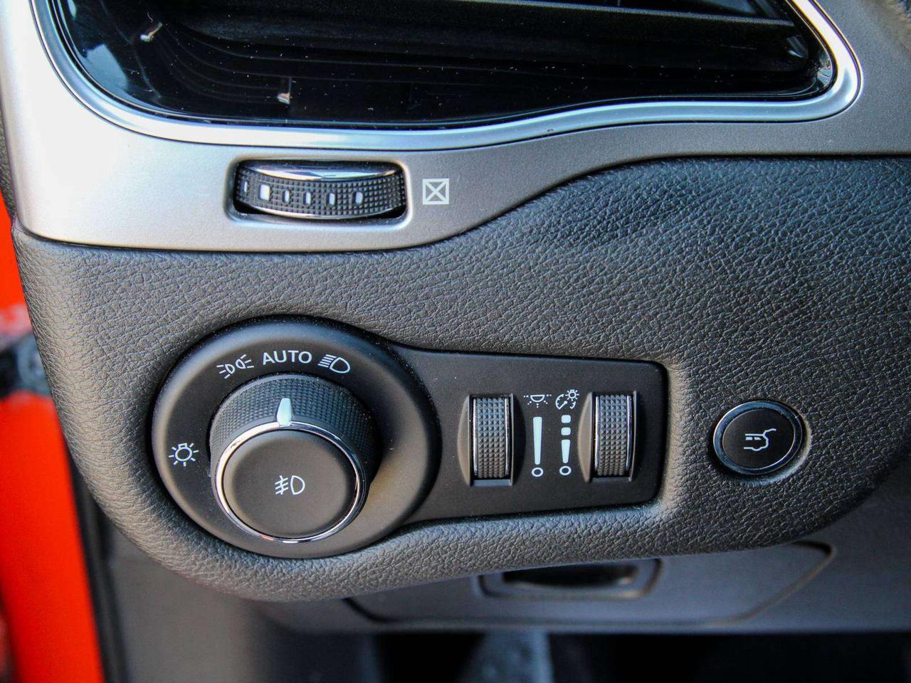 2021 Jeep Cherokee Limited Photo