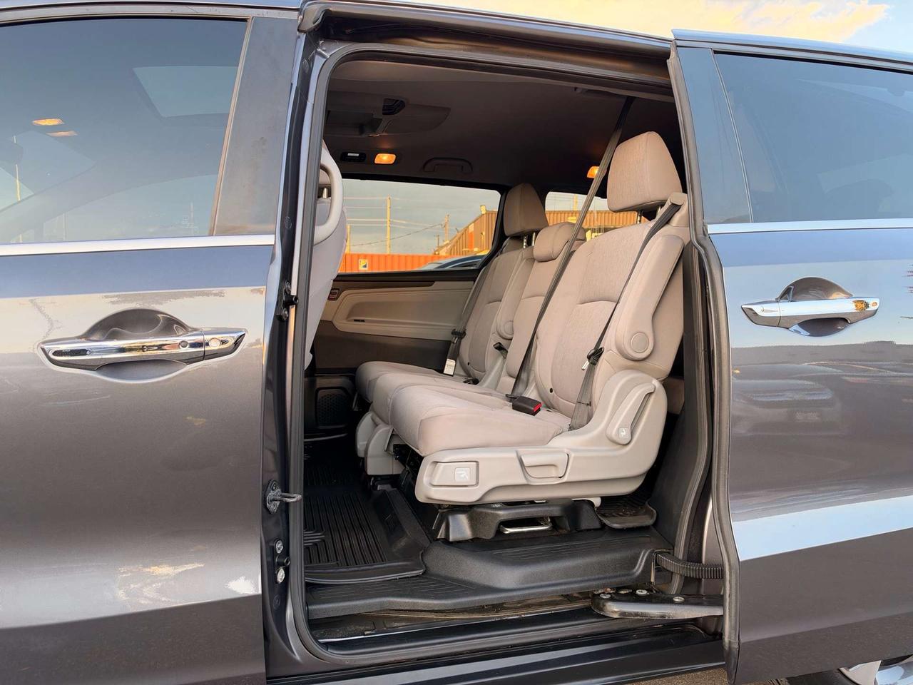 2020 Honda Odyssey EX Auto  ACCIDENT FREE 1-OWNER NEW TIRES&BRAKES MINT Photo