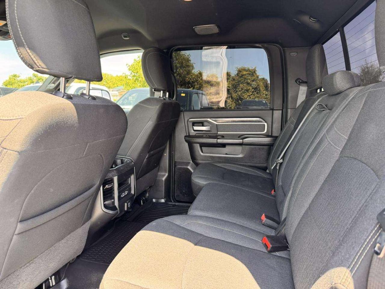 2020 RAM 3500 Big Horn 4x4 Crew Cab 6'4 Box Photo