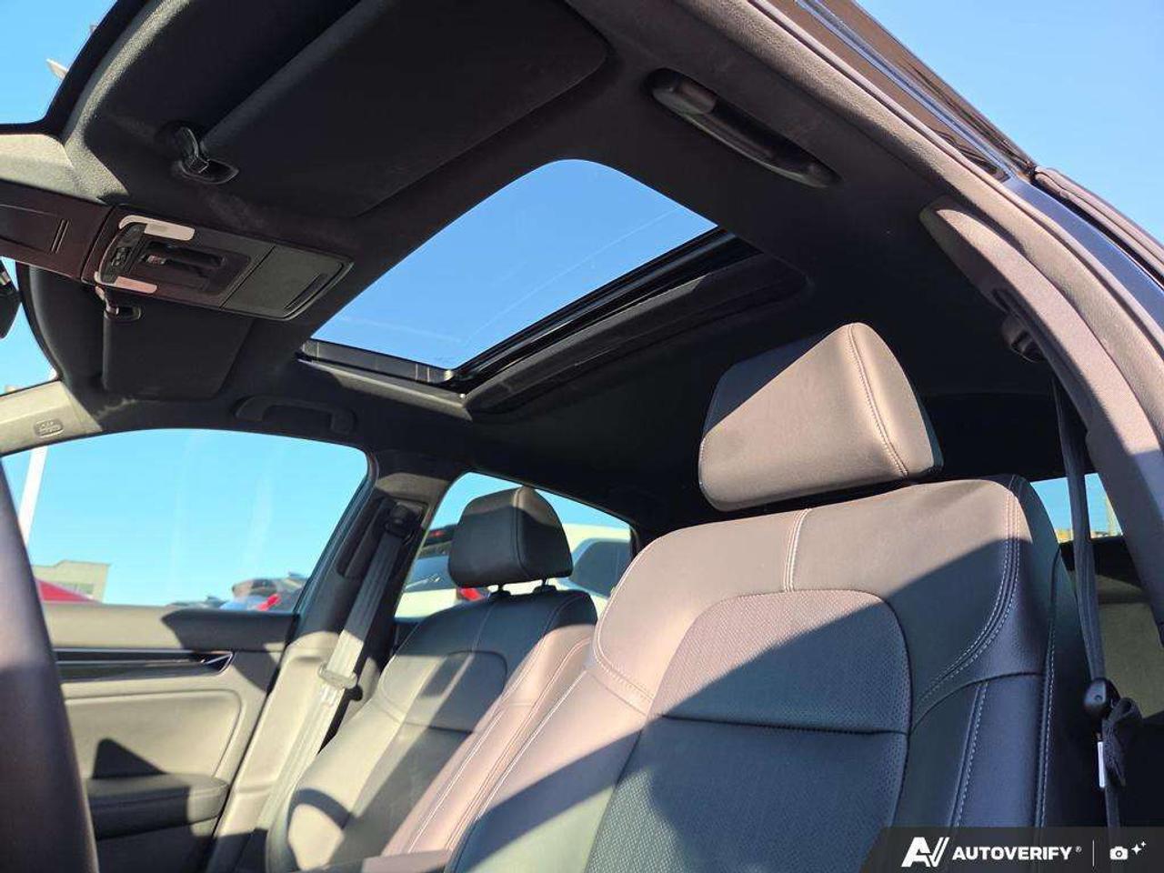 2025 Honda Civic Sport Touring   HYBRID   BOSE   LTHER   SUNROOF Photo