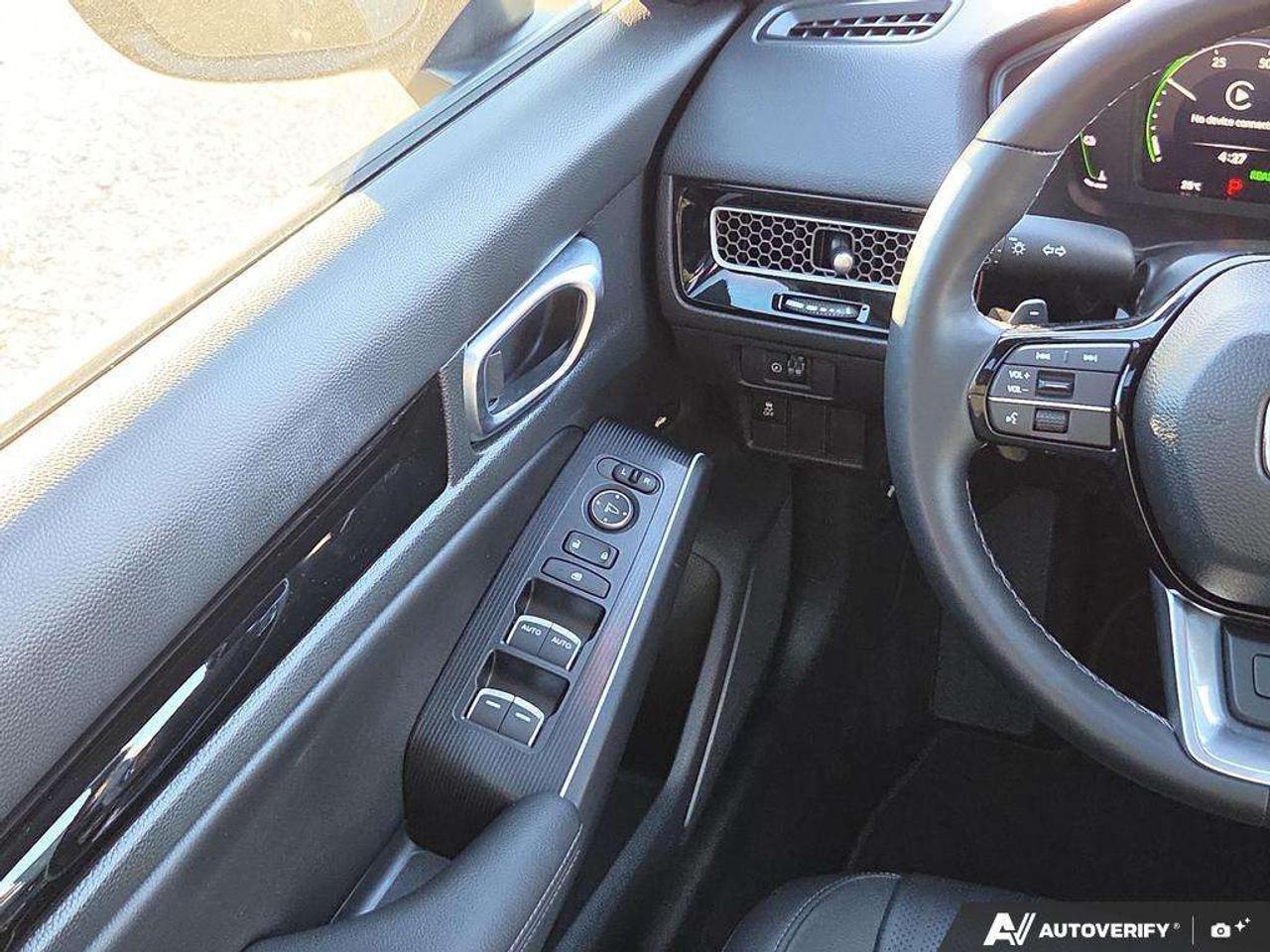 2025 Honda Civic Sport Touring   HYBRID   BOSE   LTHER   SUNROOF Photo