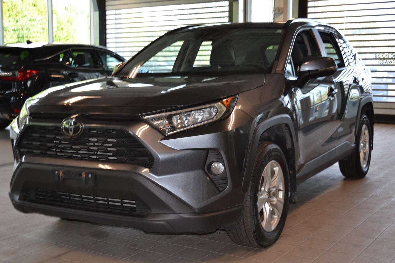 2021 Toyota RAV4 XLE Photo