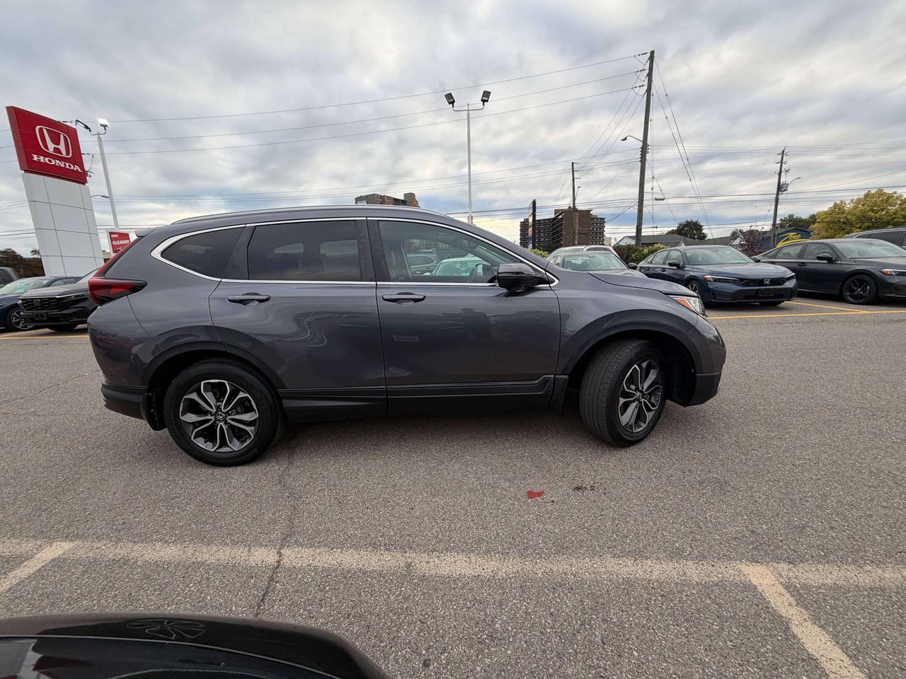 2021 Honda CR-V EX-L   LTHER   SUNROOF   NO CLAIMS   1 OWNER Photo5
