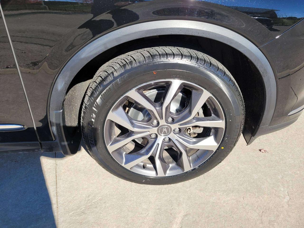 2024 Acura MDX TECH (7 YEAR 160K FACTORY WARRANTY INCLUDED) Photo