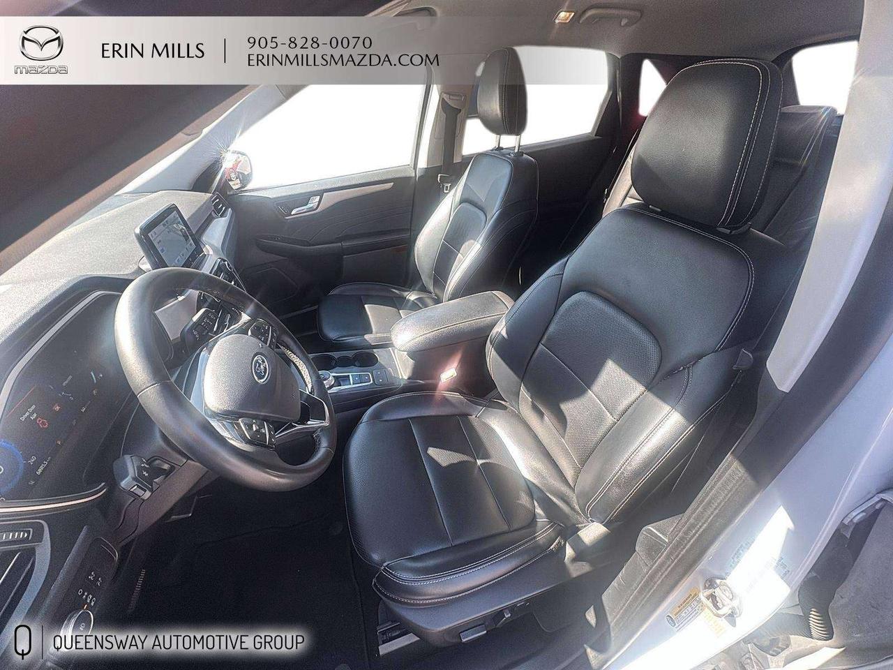 2022 Ford Escape SEL ONE OWNER // LOW KMS Photo