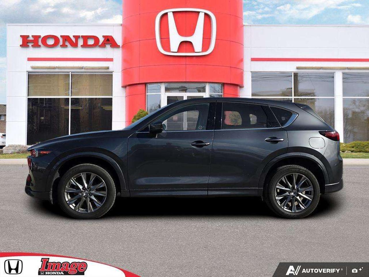 2024 Mazda CX-5 GT   NO CLAIMS   LEATHER   SUNROOF Photo