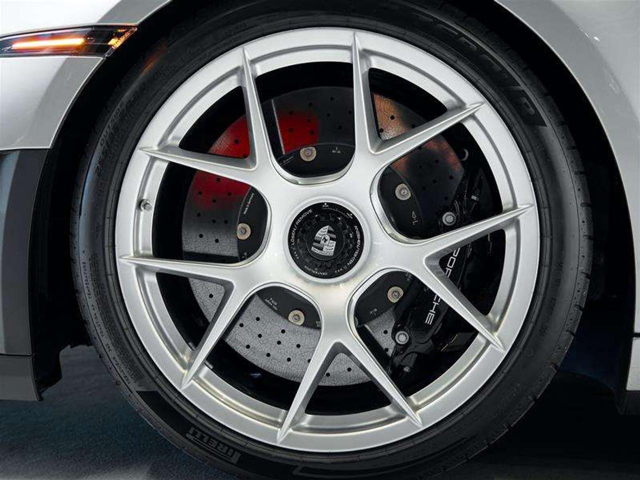 2025 Porsche 911 GT3 Coupe with Touring Package Photo