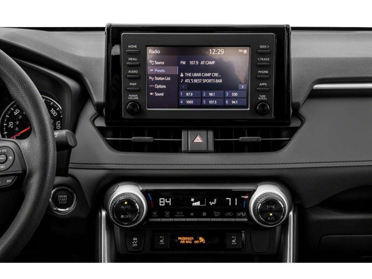 2020 Toyota RAV4 XLE Photo
