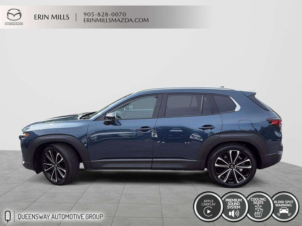 2025 Mazda CX-50 GT ONE OWNER // CLEAN CARFAX // LOW KMS Photo4