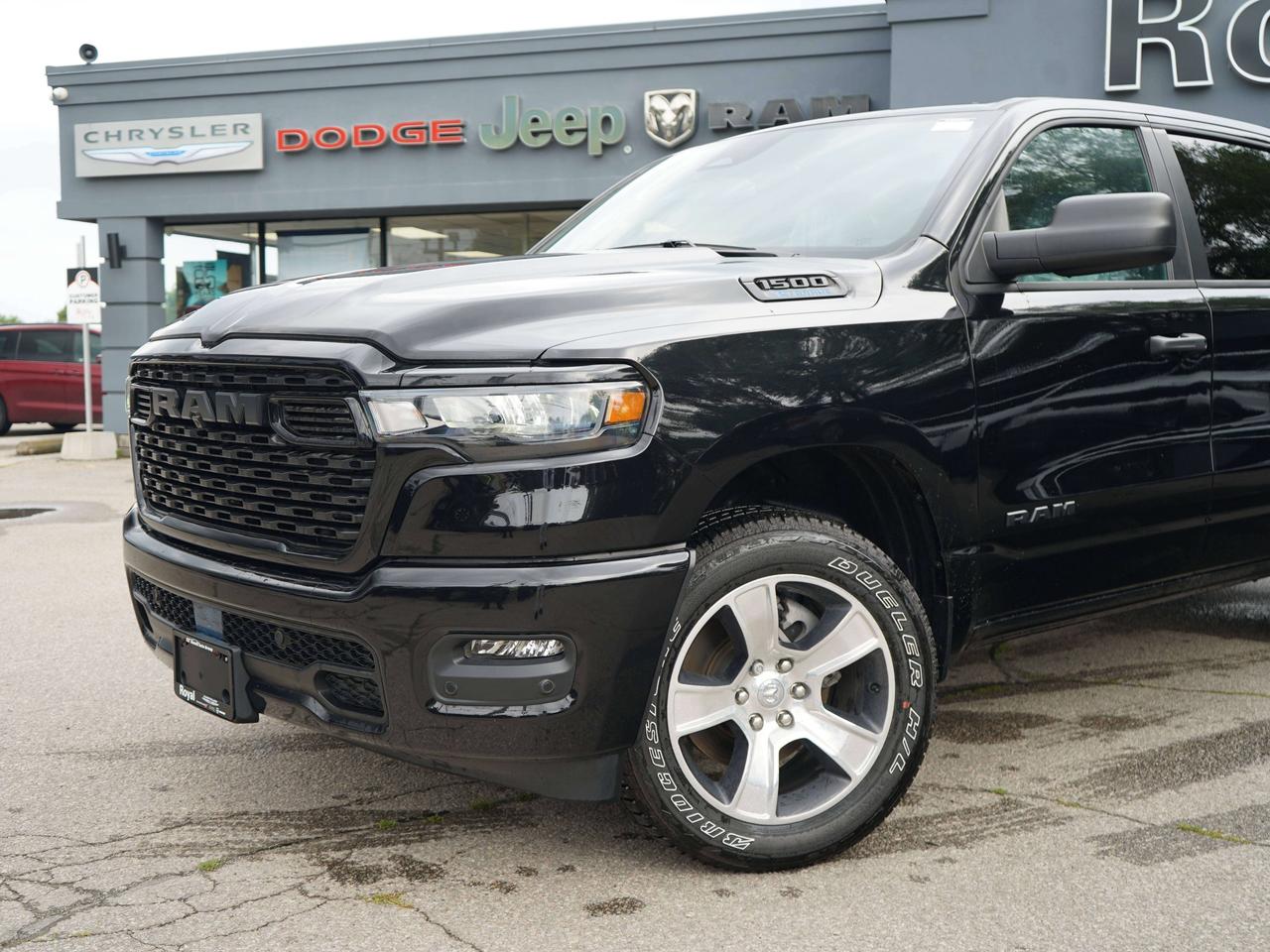 2025 RAM 1500 TRADESMAN Photo5