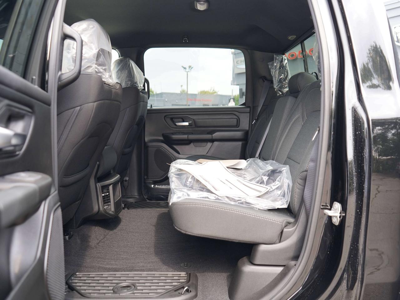 2025 RAM 1500 TRADESMAN Photo