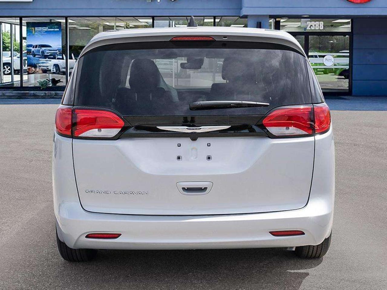 2024 Chrysler Grand Caravan SXT Photo