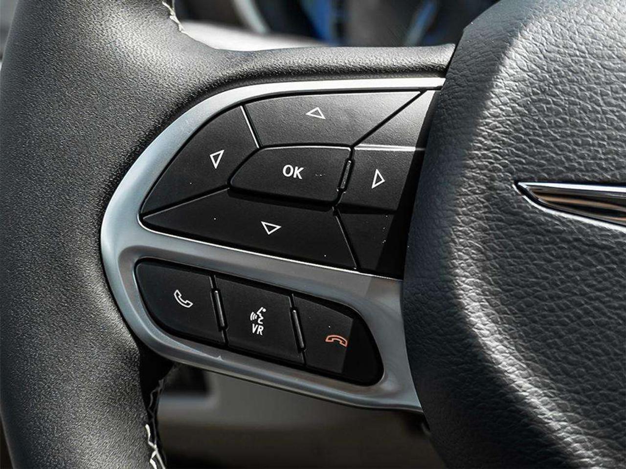 2024 Chrysler Grand Caravan SXT Photo