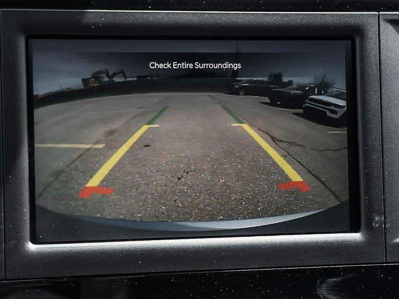 2024 Chrysler Grand Caravan SXT Photo