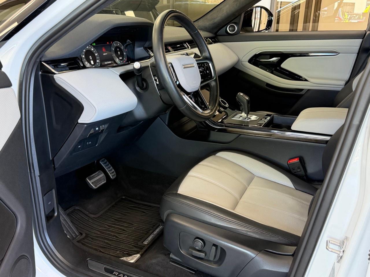 2023 Land Rover Range Rover Evoque P300 HST *Ltd Avail* Photo
