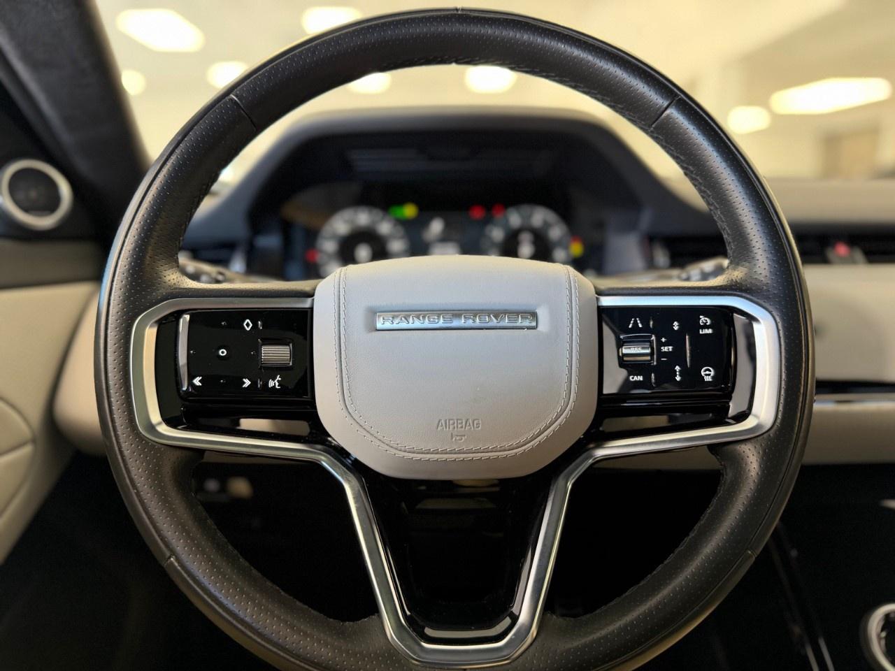 2023 Land Rover Range Rover Evoque P300 HST *Ltd Avail* Photo