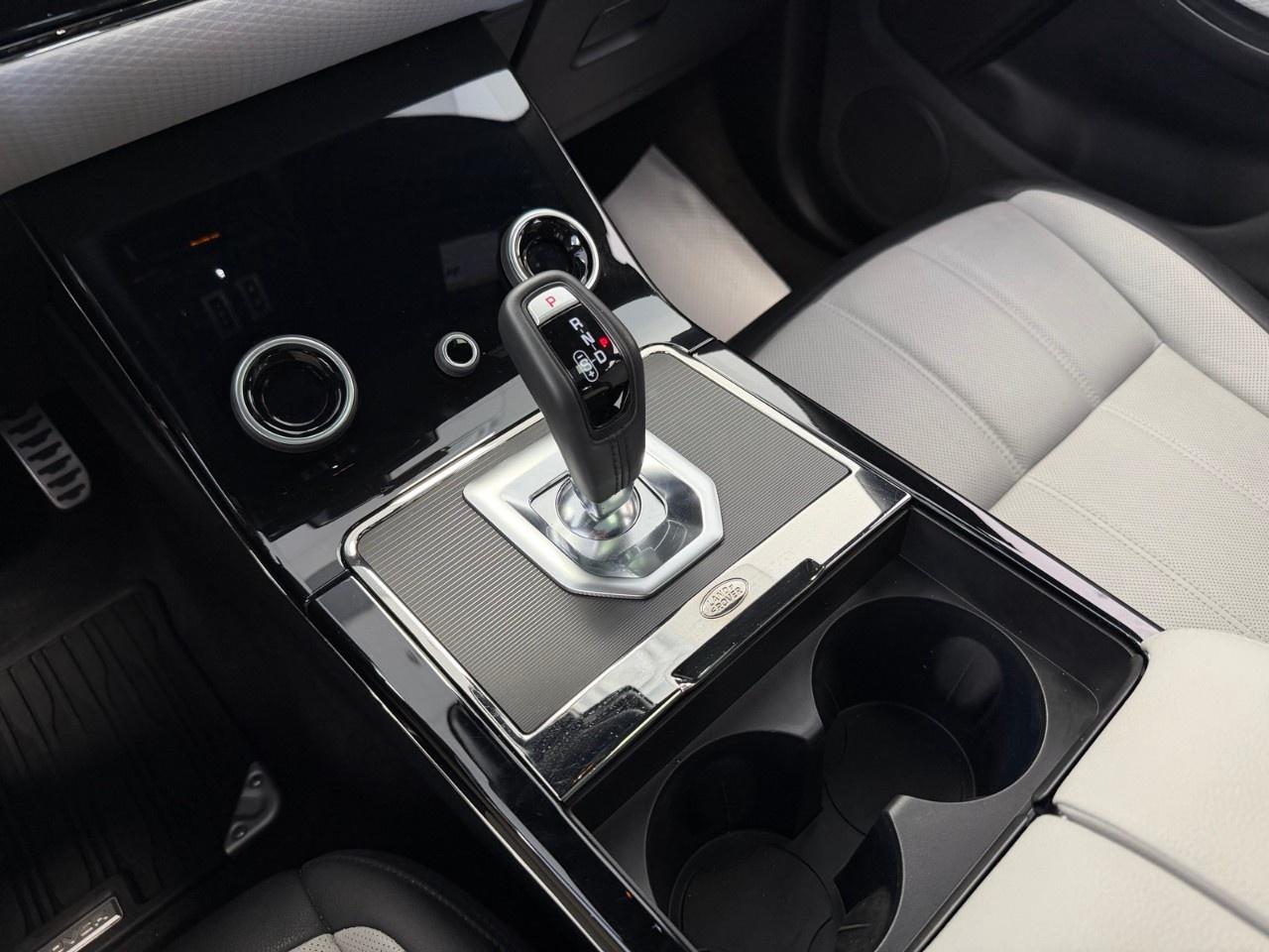 2023 Land Rover Range Rover Evoque P300 HST *Ltd Avail* Photo