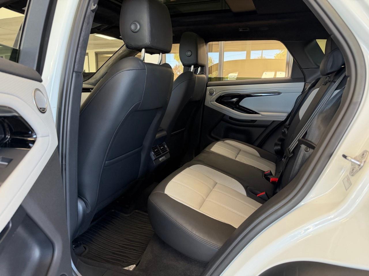 2023 Land Rover Range Rover Evoque P300 HST *Ltd Avail* Photo