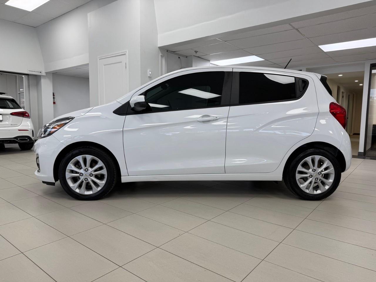 2022 Chevrolet Spark 4dr HB CVT 1LT Photo1