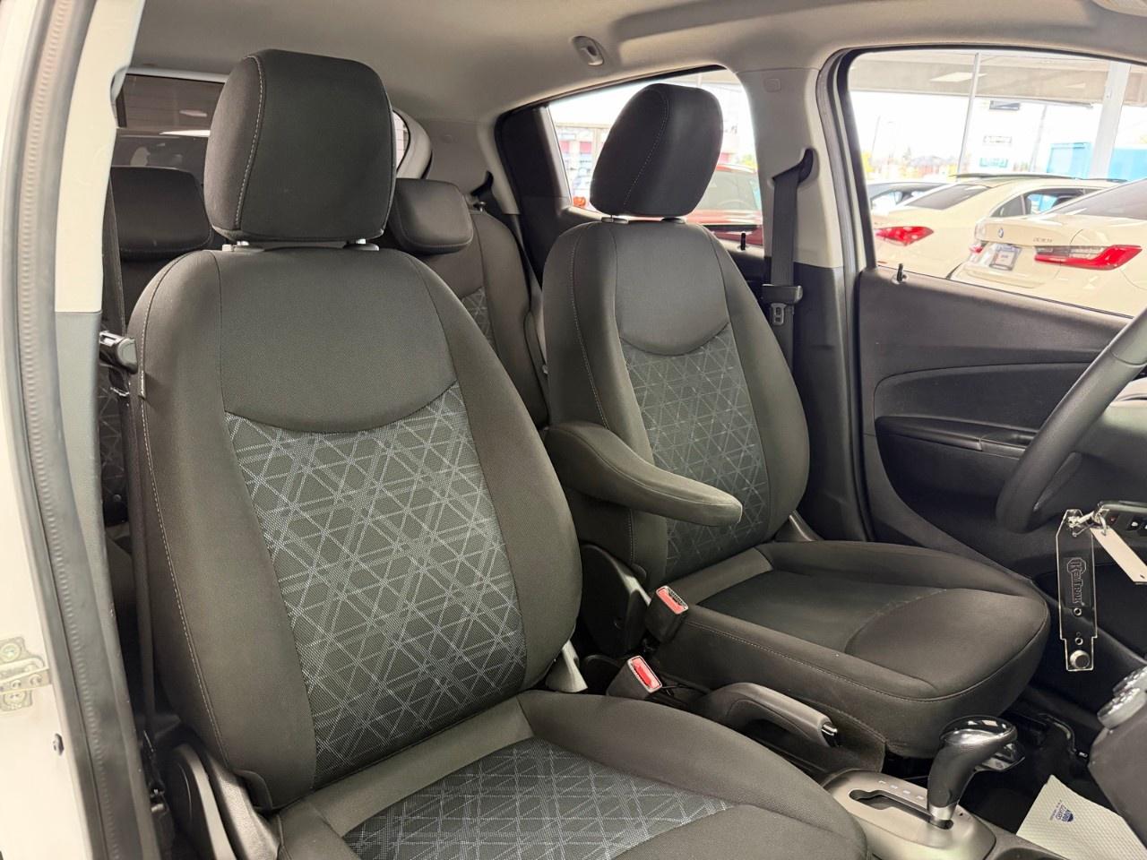 2022 Chevrolet Spark 4dr HB CVT 1LT Photo
