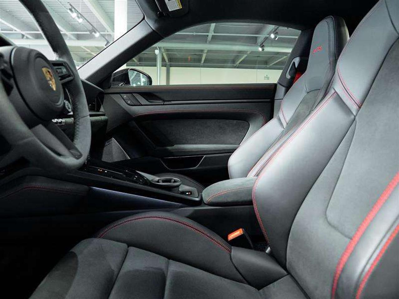 2023 Porsche 911 Carrera 4 GTS Coupe Photo