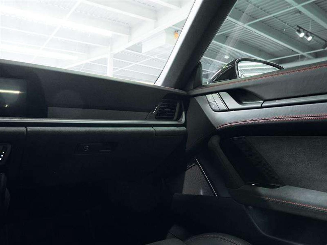 2023 Porsche 911 Carrera 4 GTS Coupe Photo