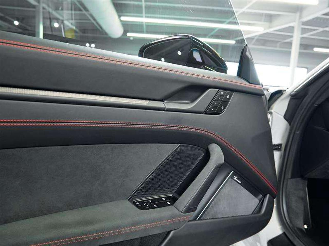 2023 Porsche 911 Carrera 4 GTS Coupe Photo