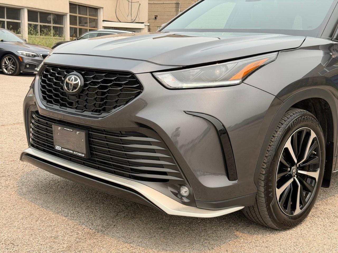 2022 Toyota Highlander XSE AWD Photo5