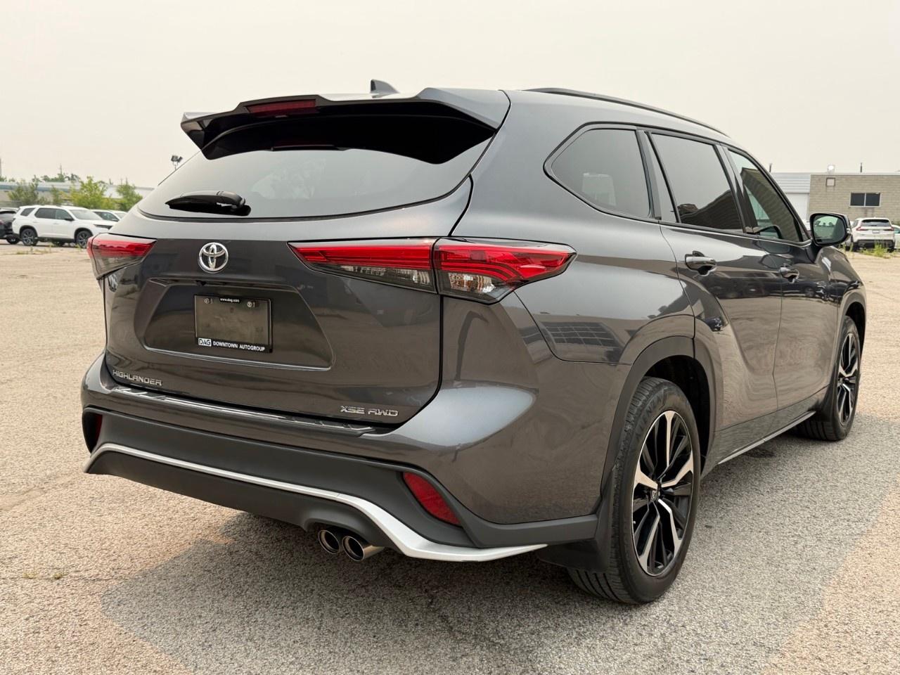 2022 Toyota Highlander XSE AWD Photo