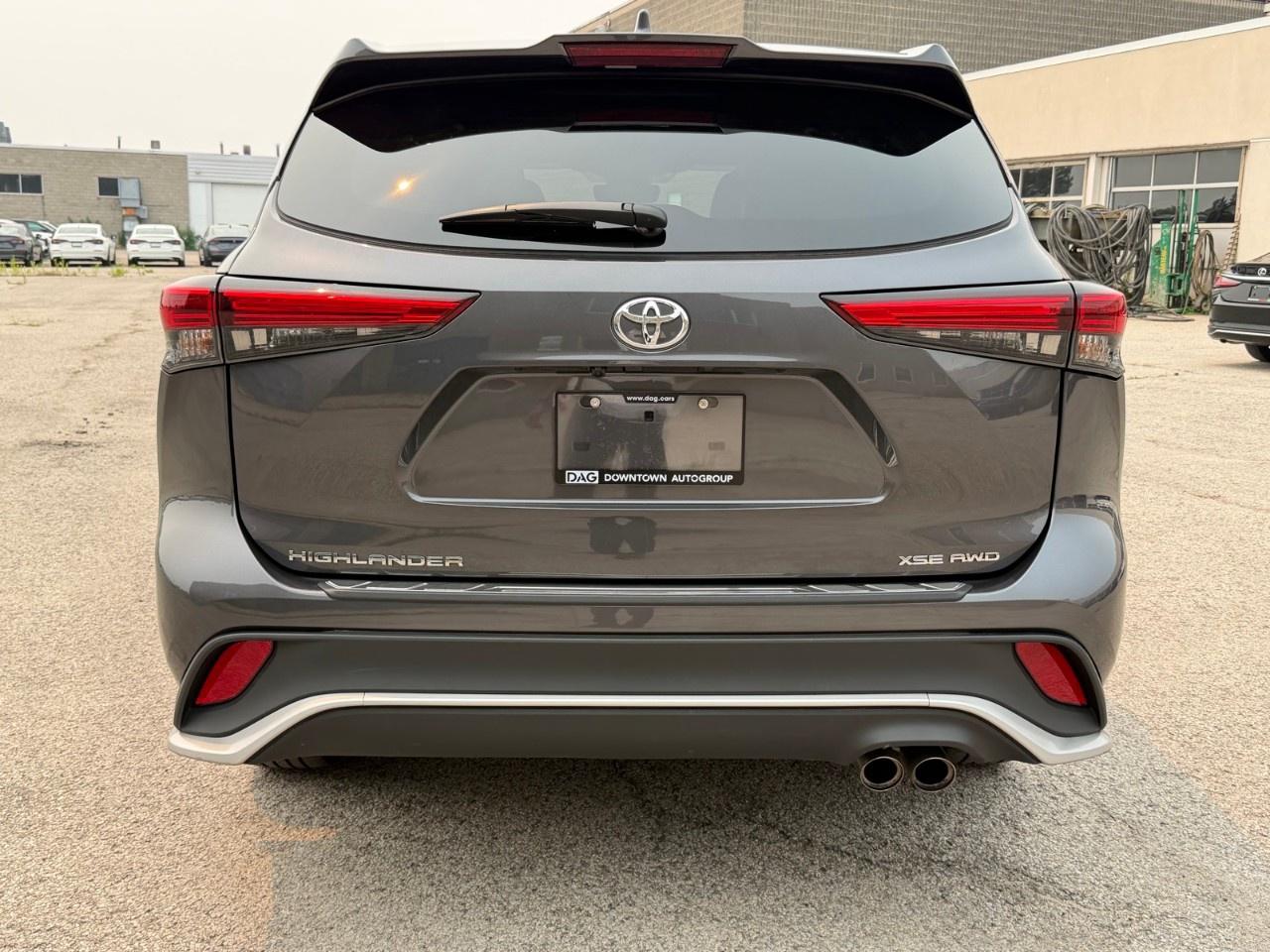 2022 Toyota Highlander XSE AWD Photo