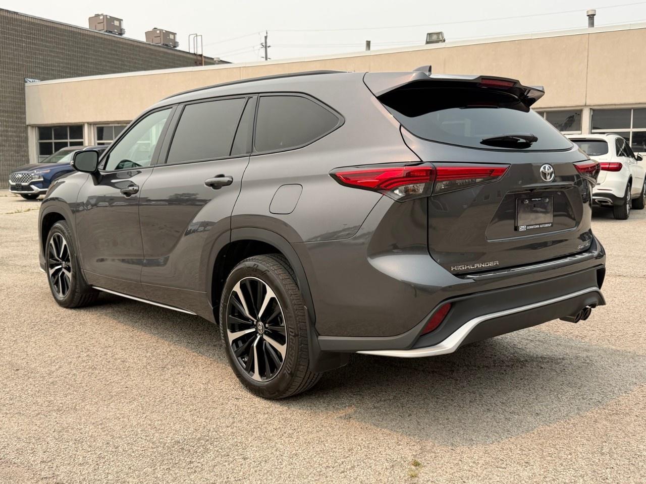 2022 Toyota Highlander XSE AWD Photo